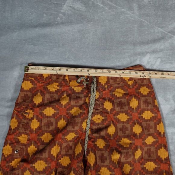Patagonia Geometric Pattern Board Shorts Mens 35 8” Swim Beach Outdoors Brown - Picture 6 of 9
